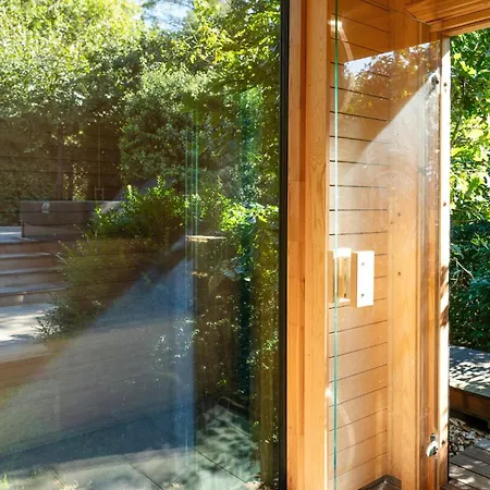 Beautiful In With Sauna